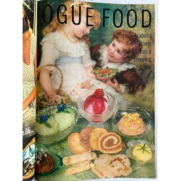 BRITISH VOGUE - July 1975 - Picture 3 of 16